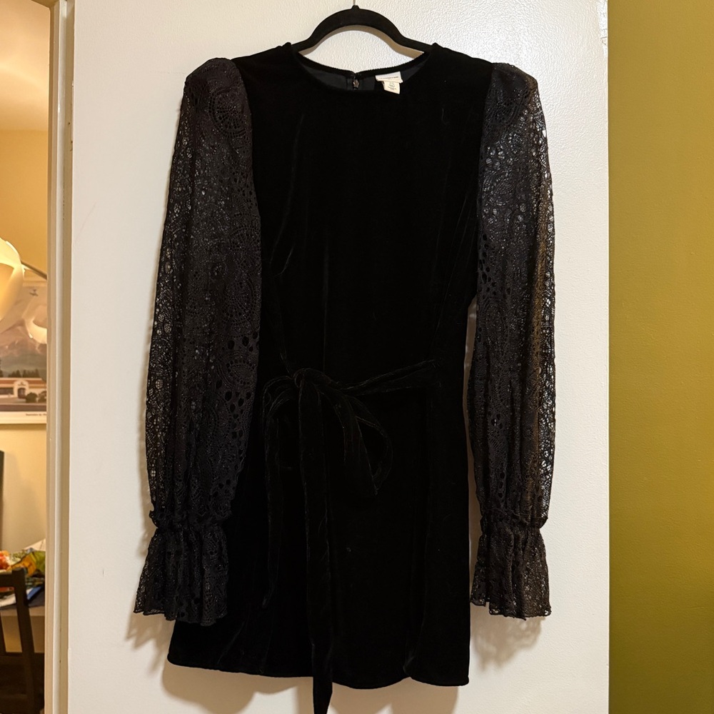 H&M X The Vampire’s Wife black velvet mini dress lace sleeves XL